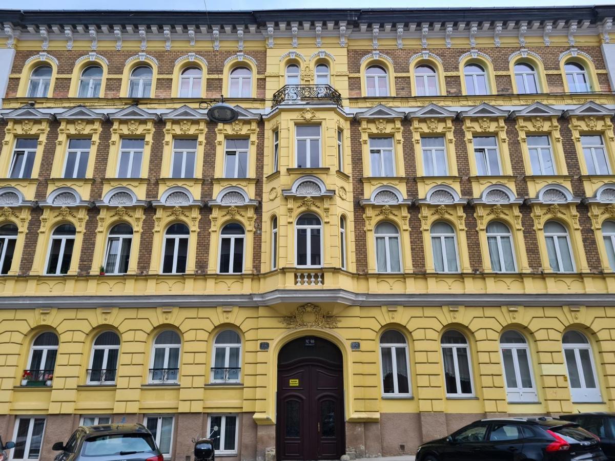 Lapi Apartment 1150 Vienna Exterior photo